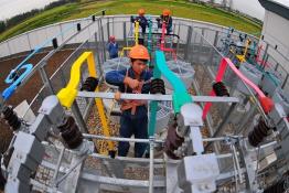 檢修電力“大動(dòng)脈”確保節(jié)日高峰用電