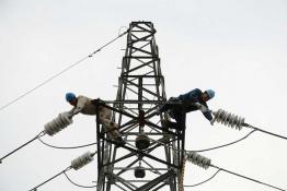 “體檢”線路設(shè)備、確保今冬不“感冒”