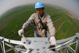 開(kāi)辟用電“綠色通道”保春耕