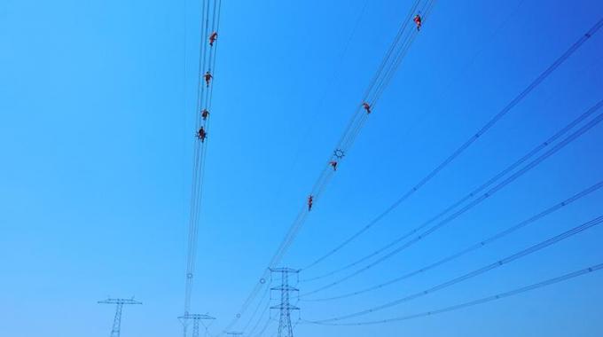 全力開展內蒙古錫盟---江蘇泰州±800千伏特高壓直流輸電線路驗收工作