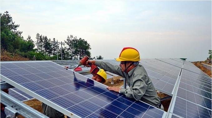 巴東118個村級光伏電站建設(shè)進(jìn)入沖刺階段