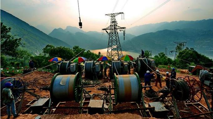 500千伏盤龍一回長江巴東跨越段改造進(jìn)入放線階段