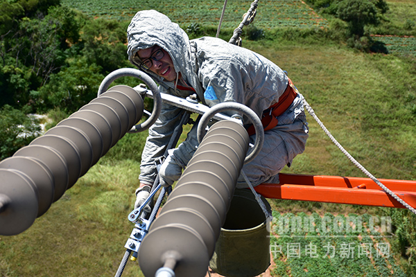 W020170918389217901965