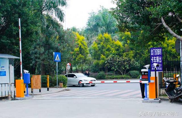 物聯(lián)網(wǎng)+云計算，開創(chuàng)智能停車新時代