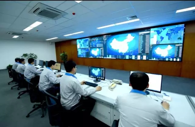 政府支持、專(zhuān)家肯定、品牌給力！2018分布式光伏市場(chǎng)繼續(xù)火爆！