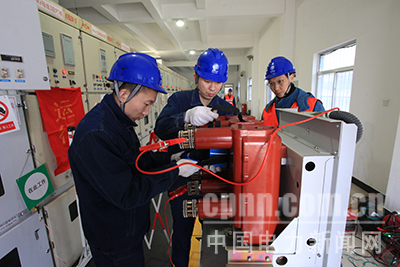 梁山供電:精細(xì)化春檢