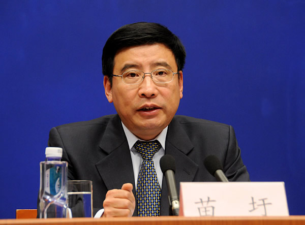 工信部部長(zhǎng)苗圩：完善燃料電池汽車產(chǎn)業(yè)頂層設(shè)計(jì)