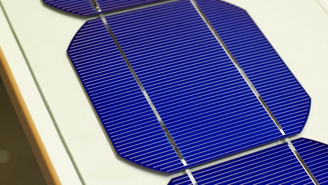 英國(guó)太陽(yáng)能光伏裝機(jī)容量累計(jì)達(dá)12.8吉瓦