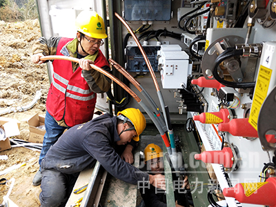 井岡山供電:電纜入地