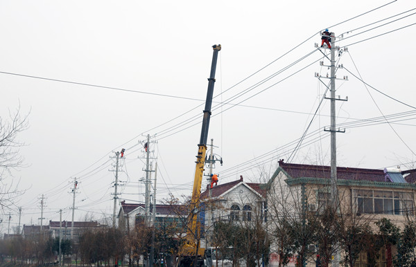 東臺供電:改線路 助發(fā)展