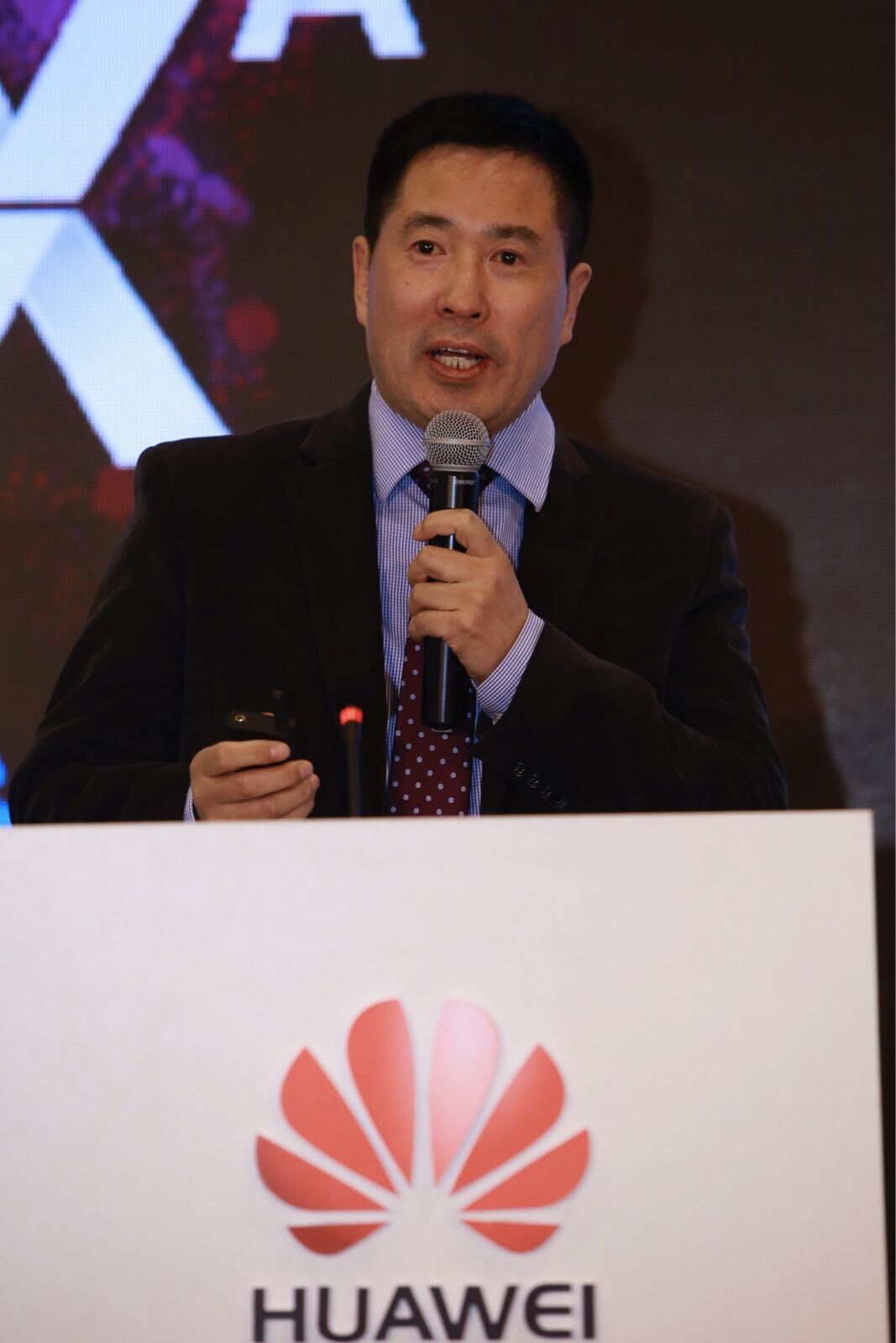 華為·聚伙伴：比特驅(qū)動瓦特 邁向智能電網(wǎng)