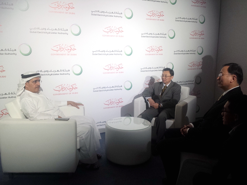 迪拜舉行馬克圖姆太陽(yáng)能公園四期項(xiàng)目開(kāi)工奠基儀式