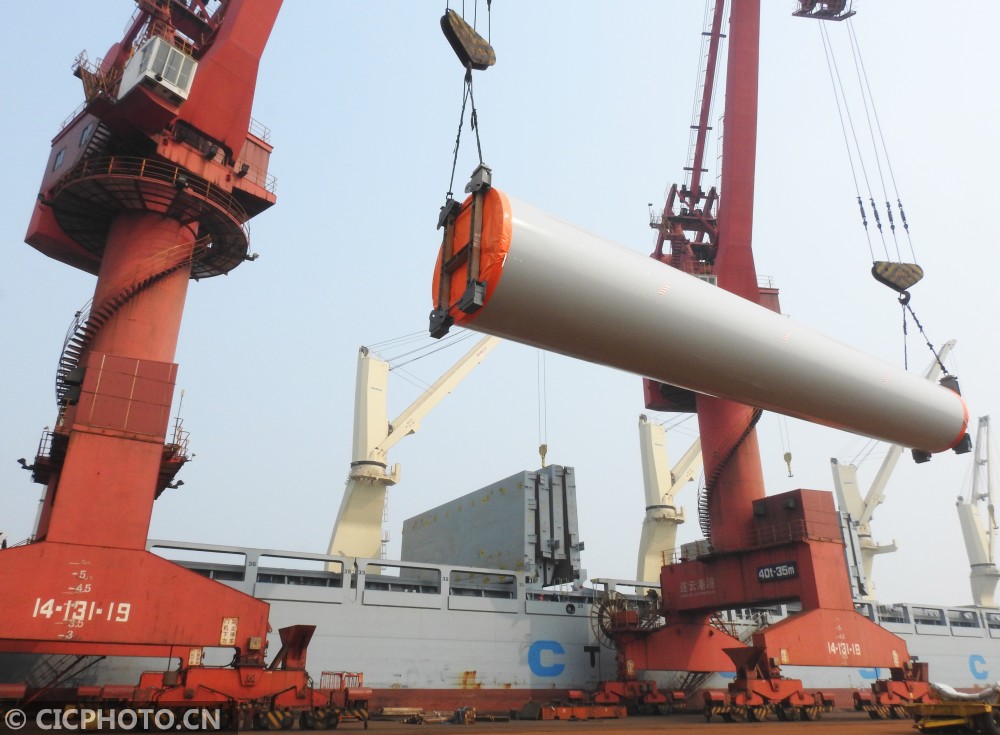 江蘇連云港風電產業(yè)“風光無限”