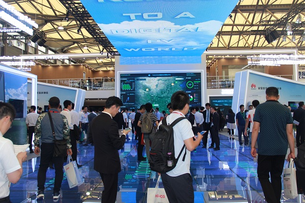 直擊SNEC2018：光伏新品哪家強(qiáng)？