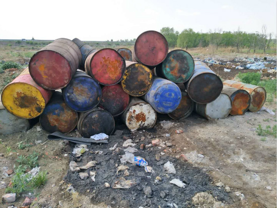 哈爾濱一垃圾堆存場(chǎng)非法傾倒危險(xiǎn)廢物