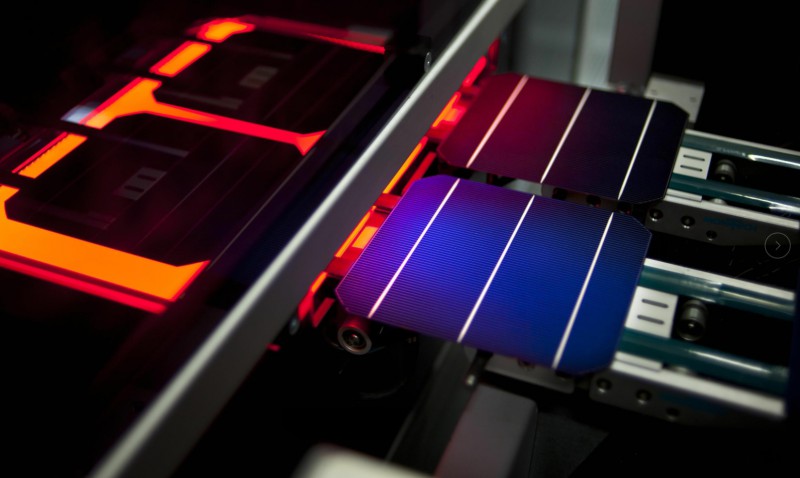 光伏產(chǎn)業(yè)可以軟著陸 “531新政”幅度過(guò)大得不償失