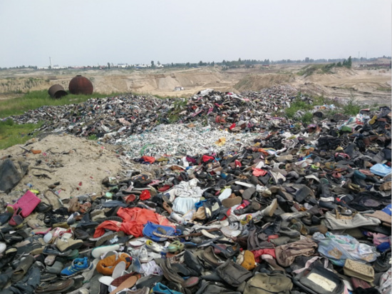 石家莊、定州大沙河驚現(xiàn)3公里“垃圾帶”