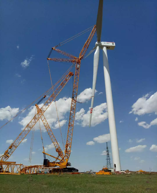 陸上風(fēng)電重器：三一重能第一臺(tái)3.4MW風(fēng)電機(jī)組順利完成吊裝！