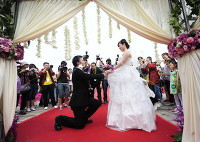 你愿意和我在區(qū)塊鏈上結婚么？