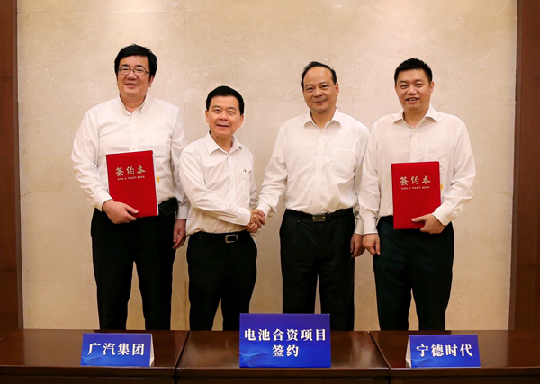 合資車(chē)企紛紛崛起 新勢(shì)力造車(chē)慌得一批！