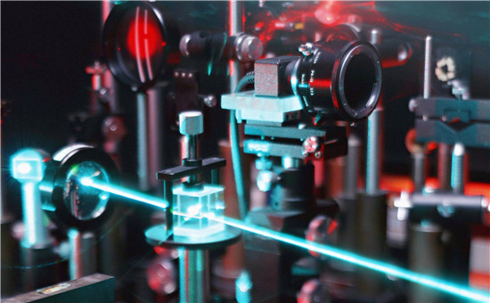 中標(biāo)寧德時(shí)代1.93億項(xiàng)目 大族激光鋰電裝備有多高端？  