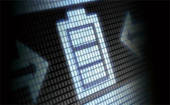 電池技術(shù)看不到突破 通過(guò)電動(dòng)車彎道超車是“扯淡”