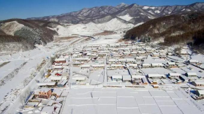 遼寧清原抽水蓄能電站（在建）  遼寧清原抽水蓄能電站是目前國內(nèi)抽水蓄能行業(yè)第一大EPC項目，被列入新一輪東北振興139個重點項目。