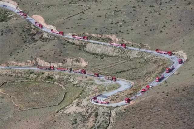 極限挑戰(zhàn)！這條“電力天路”正式投入運營