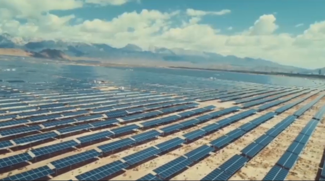 向祖國獻(xiàn)禮！華為智能光伏助力全球最大光伏電站成功并網(wǎng)